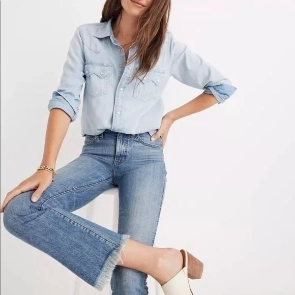 Madewell Cali Demi-Boot Jeans Frayed Hem - Picture 3 of 13